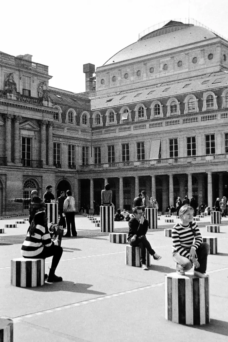 column de buren in paris