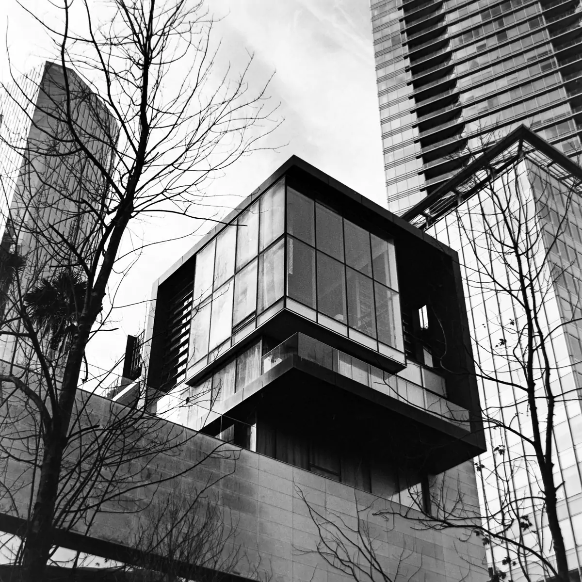 Fairmont Pacific Rim square appartment